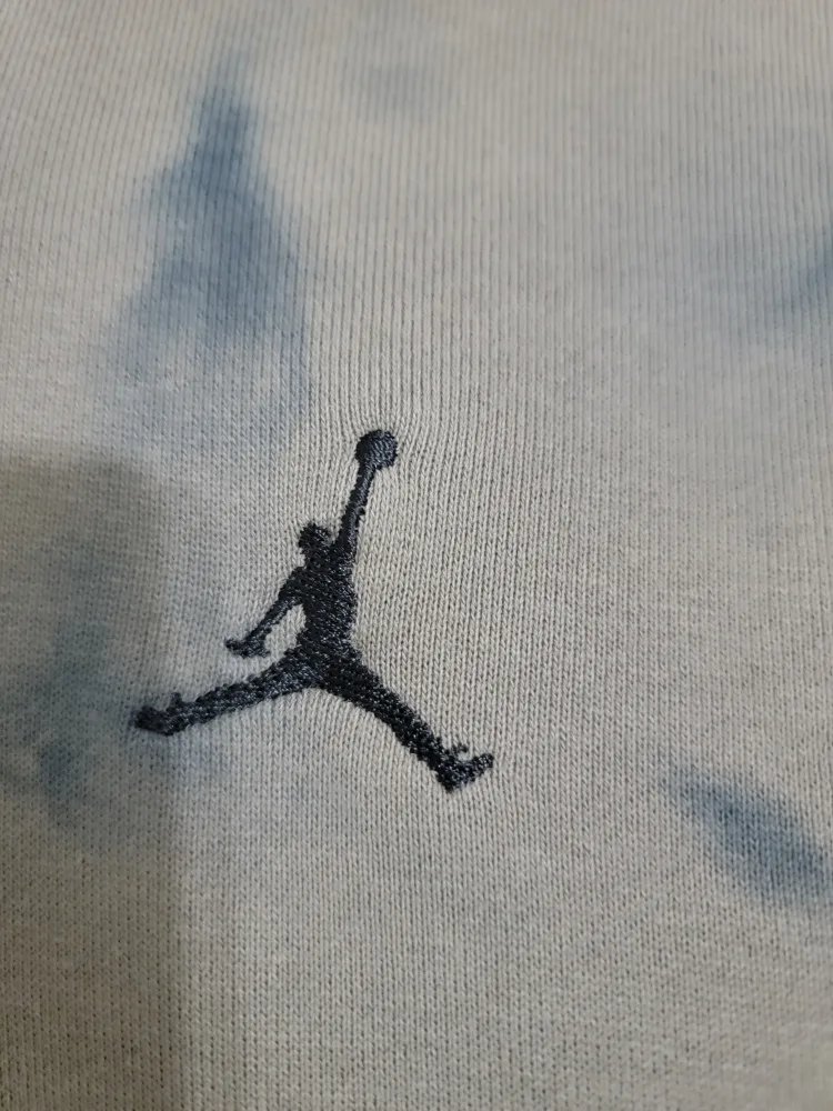 Jordan Brand Tie-Dye Hoodie - Size XL image indicator(7)