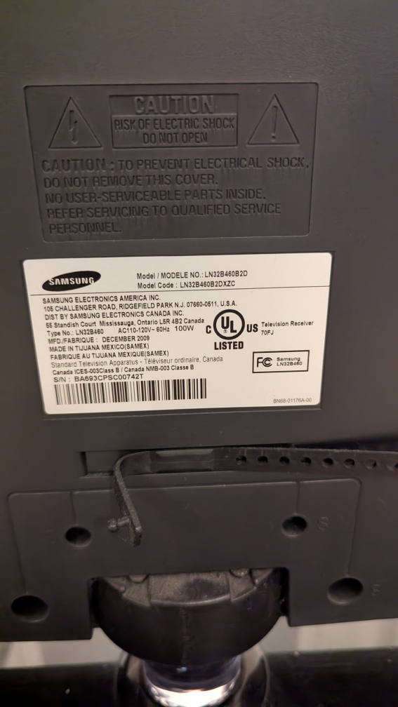 Samsung 32-inch LCD HDTV - photo 3