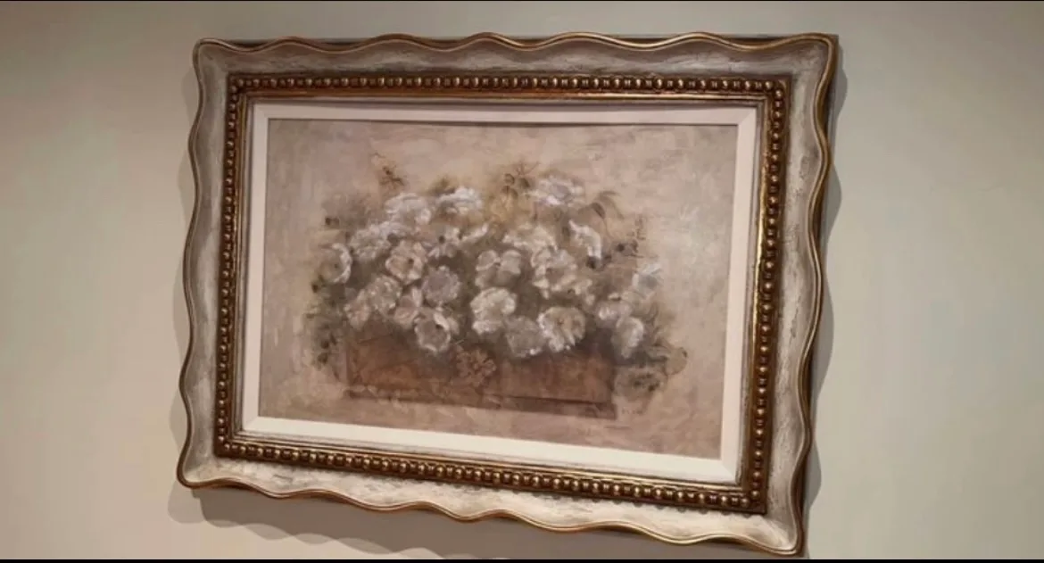 Framed Floral Wall Art - Elegant Decor image indicator(2)