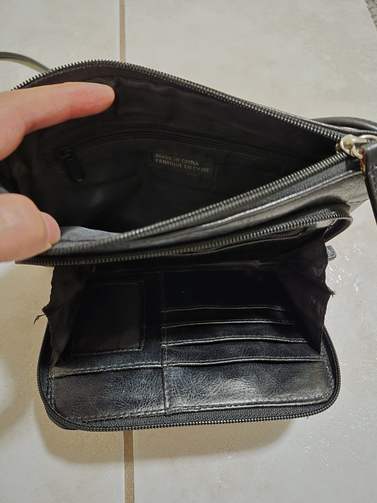 Dolce Vita Black Leather Crossbody Bag - photo 5