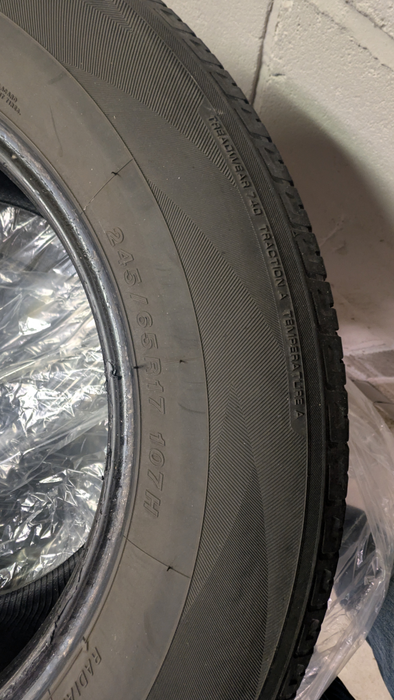 Yokohama Geolandar Tires  245/65R17 - photo 5