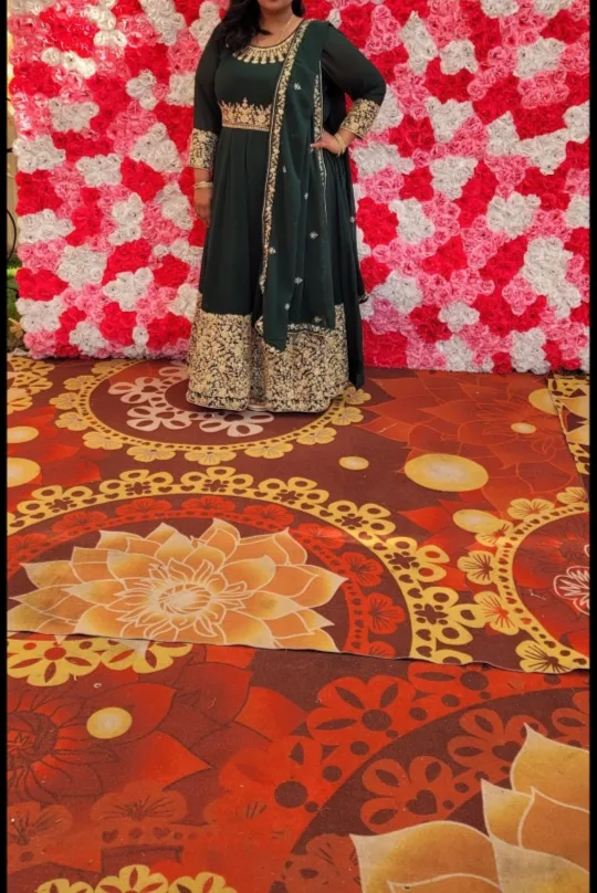 Gorgeous Emerald Green Embroidered Anarkali Suit thumbnail