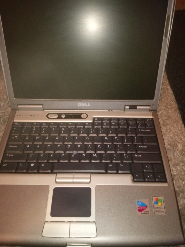 Lot of four used laptops: Toshiba, Lenovo, Apple, and Dell - photo 2
