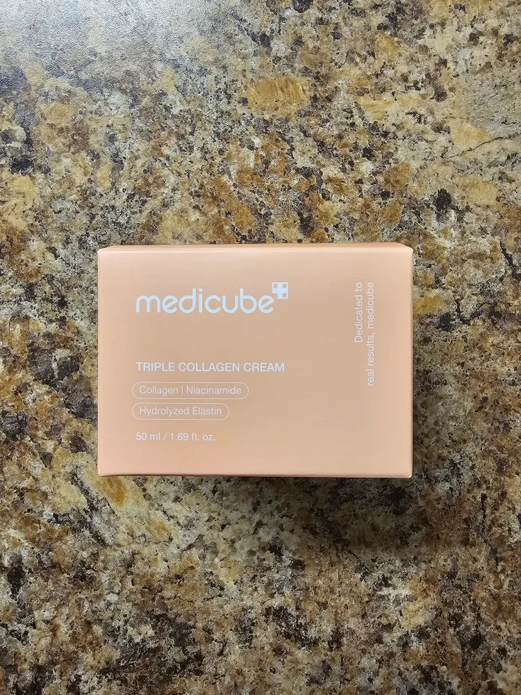 MEDICUBE Triple Collagen Skincare Set image indicator(6)