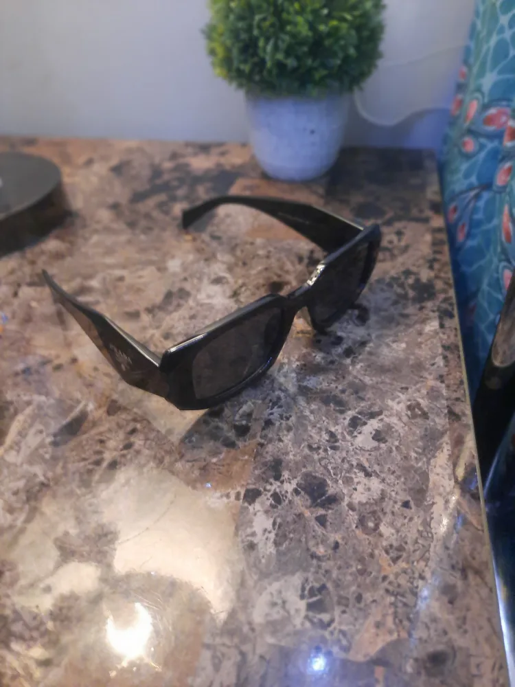 Prada Sunglasses image indicator(4)