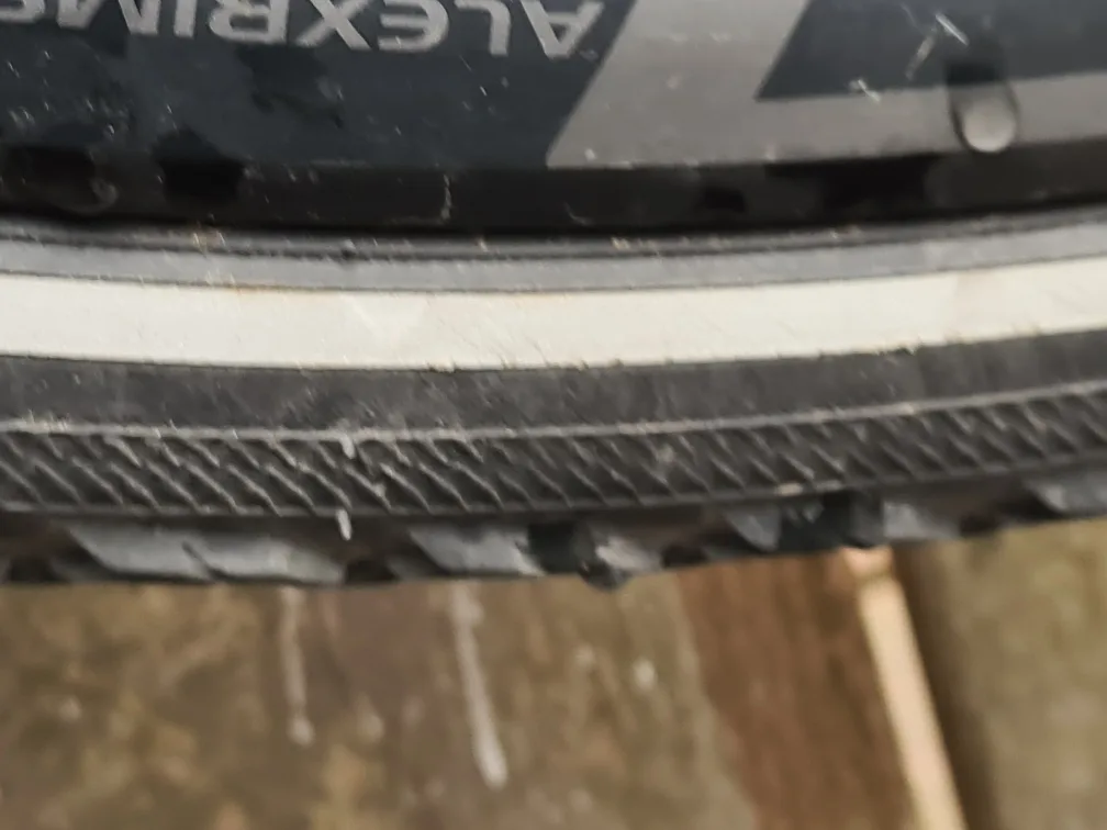 Norco 700c wheel with Schwalbe tire image indicator(2)