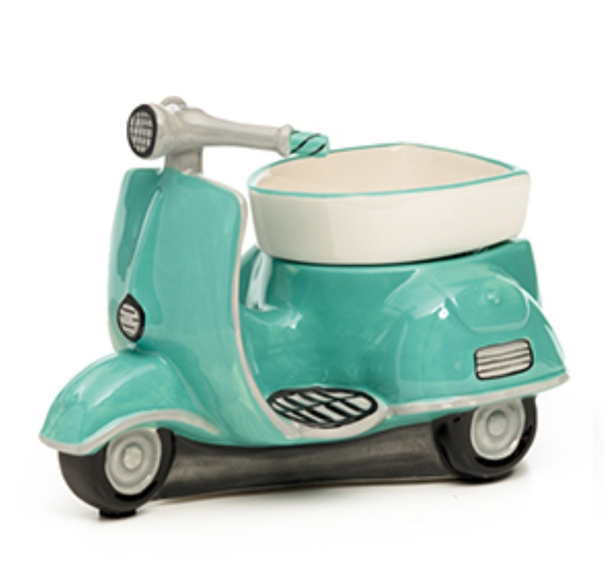 Scentsy Around Town Scooter Warmer