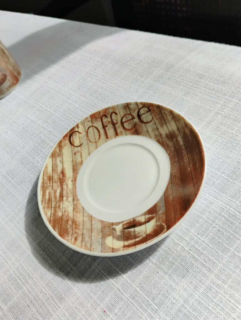 Set of Four Espresso Cups and Saucers - photo 5
