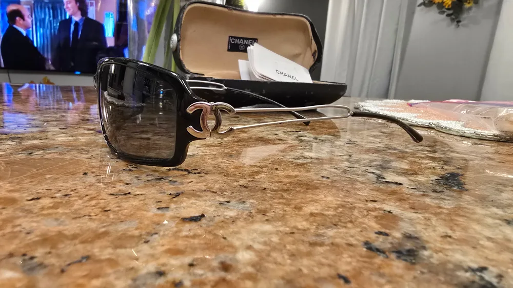 Authentic Chanel Sunglasses 5038 A20891 image indicator(3)