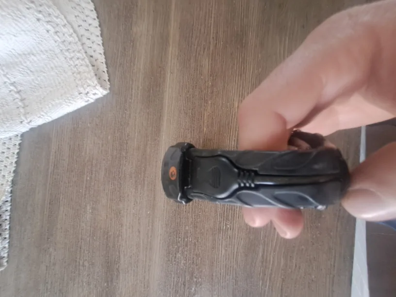 SkullCandy 512Mb MP3 watch image indicator(3)