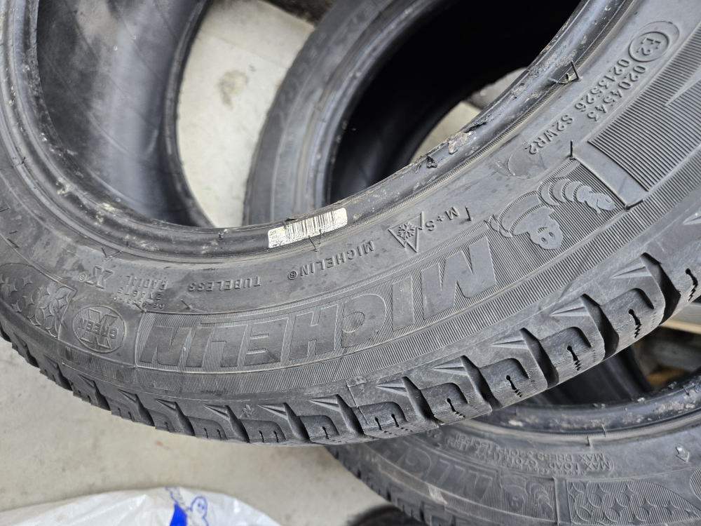 lightly used Michelin X-Ice Snow Tires - photo 3