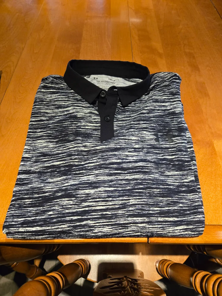 Men's Golf Shorts & Under Armour Polo Shirt Bundle image indicator(2)