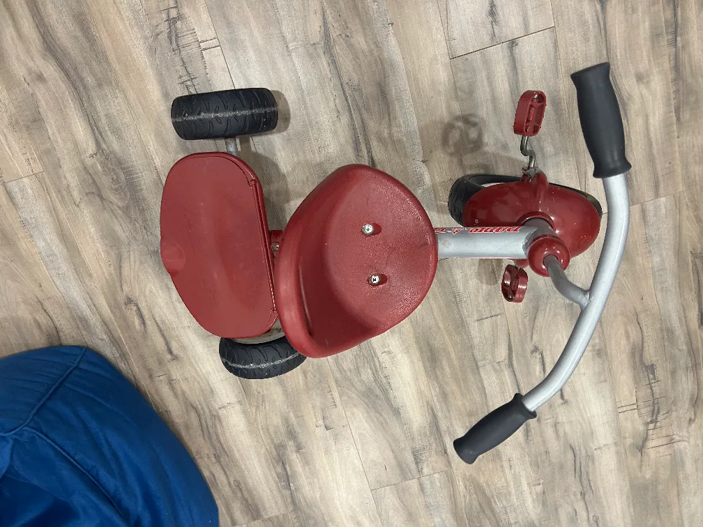 Radio Flyer Classic Tricycle thumbnail