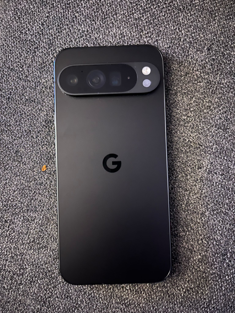Google Pixel 9 Pro XL - Obsidian, 128GB – Mint Condition - photo 3