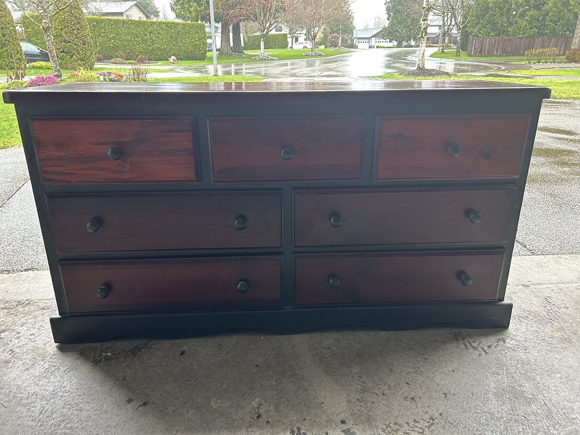Dresser