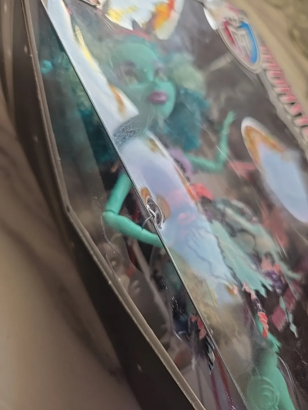 Monster High Honey Swamp Hauntlywood Doll image indicator(3)