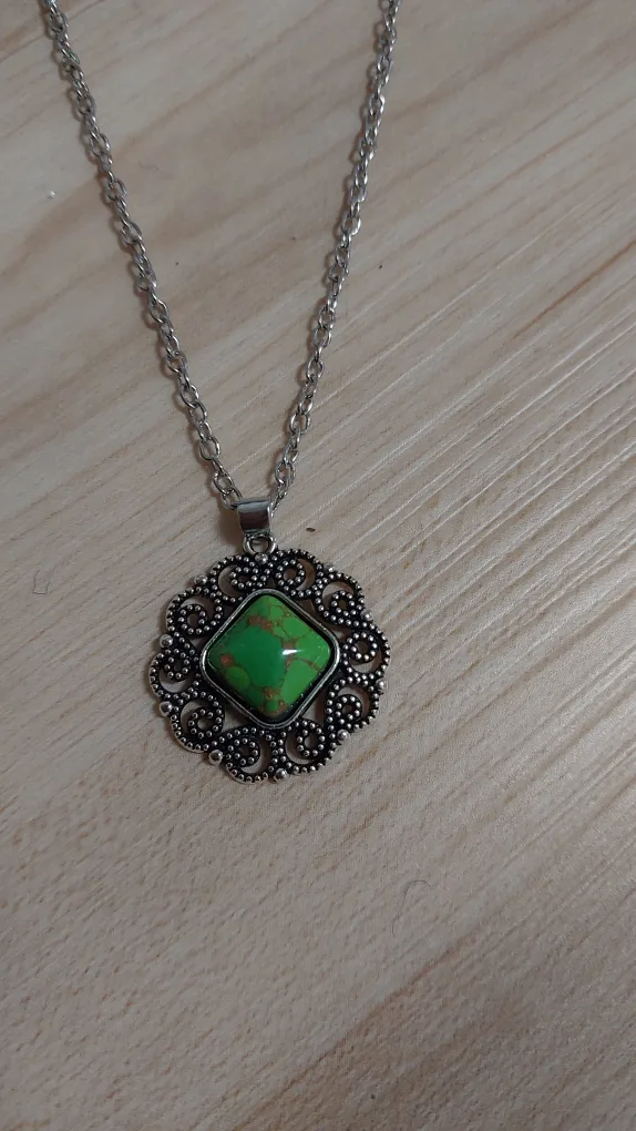 BRAND NEW Elegant Jewelry Sets image indicator(10)