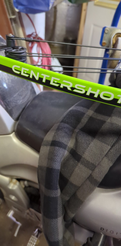 Barnett Centershot Youth Bow and Arrow Set - photo 2
