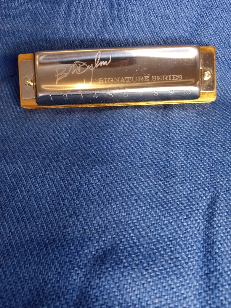 Bob Dylan Signature Series Harmonica by Hohner image indicator(5)