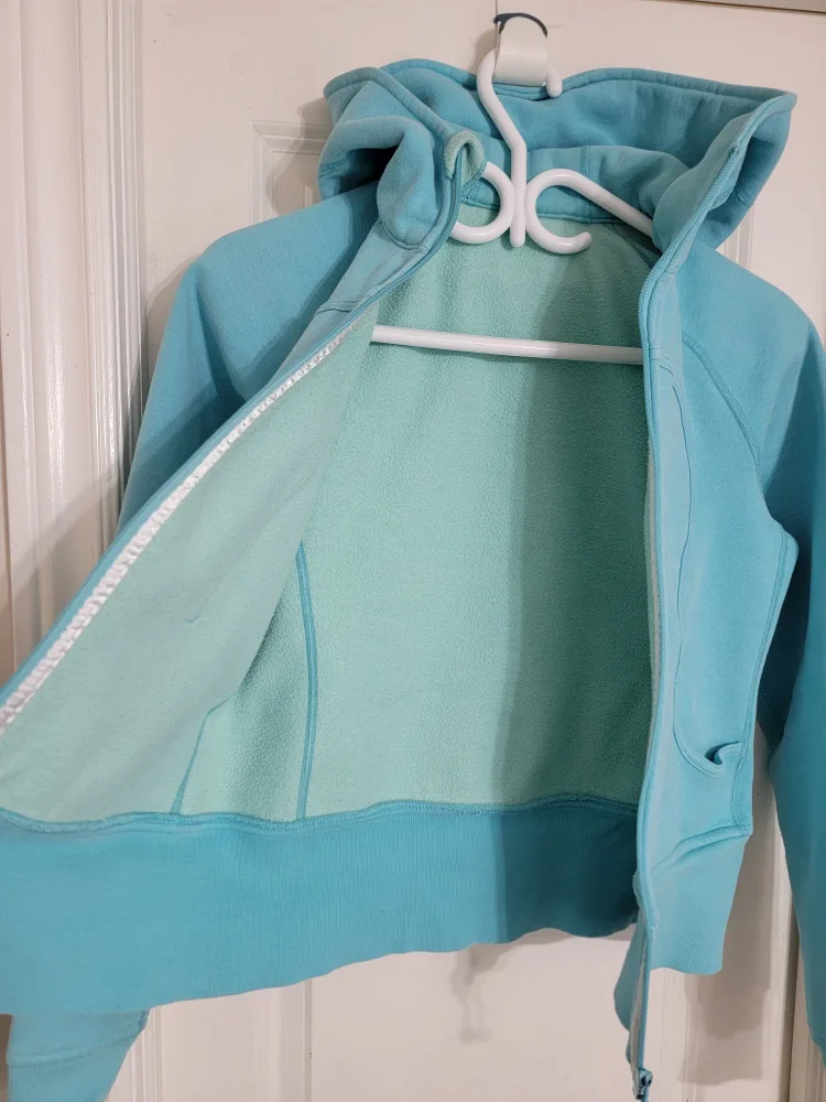 Lululemon Scuba Hoodie image indicator(2)