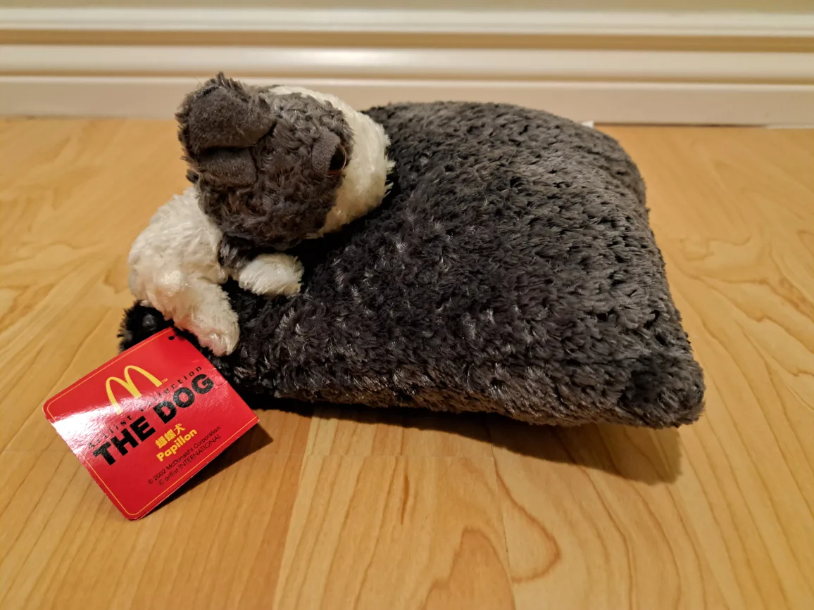 McDonald's The Dog Papillon Plush Pillow 8" x 8" image indicator(4)