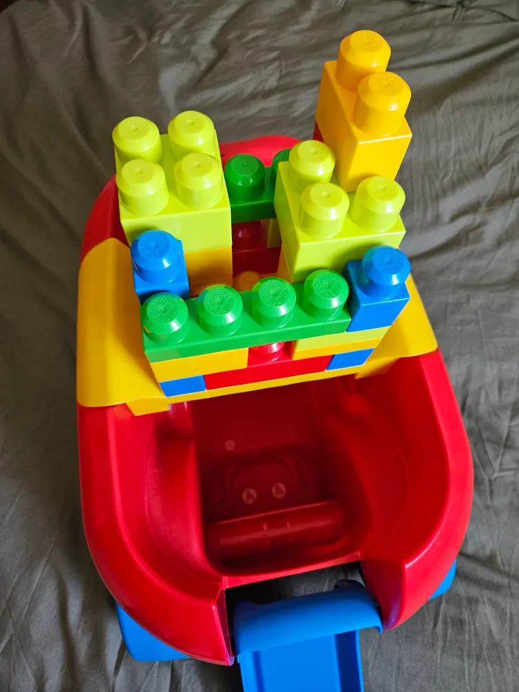 Mega Bloks First Builders Cart. image indicator(3)