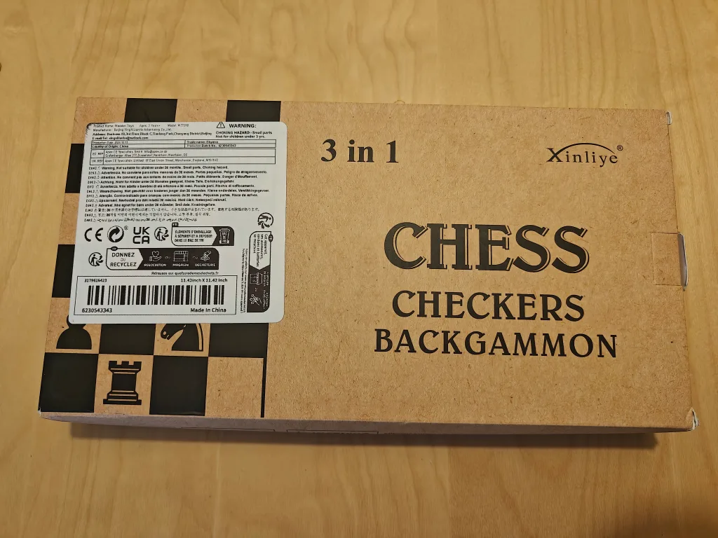 3-in-1 Wooden Chess, Checkers, and Backgammon image indicator(2)