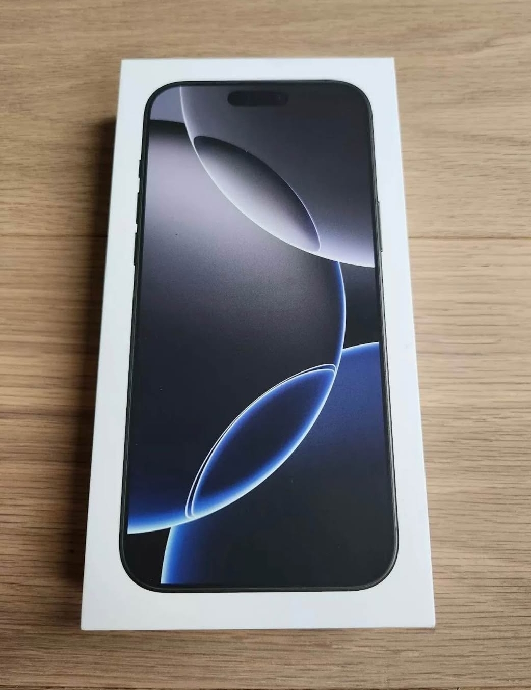 iPhone 16 pro max - photo 2