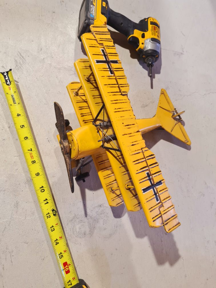 Three Vintage Airplane Models - photo 4