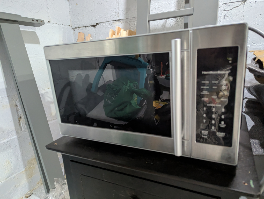 Hamilton Beach 1.1 Cu. Ft. Stainless Steel Microwave - photo 3