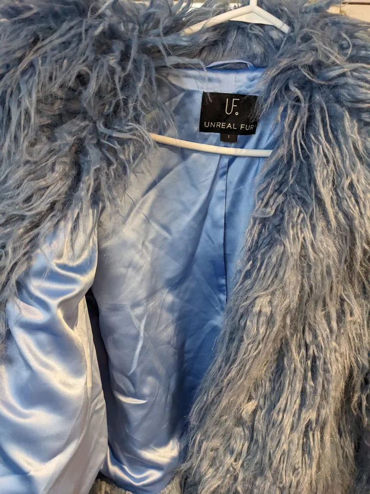 unreal fur jacket size small image indicator(3)