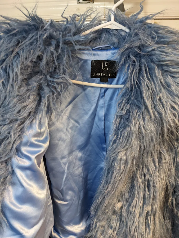 unreal fur jacket size small image indicator(6)