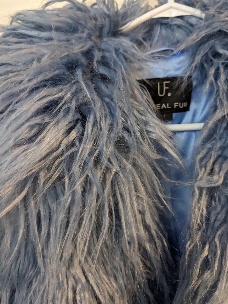 unreal fur jacket size small image indicator(9)
