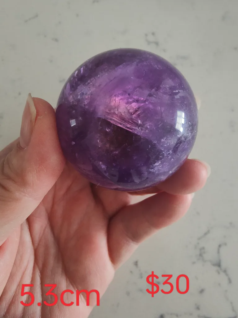 Amethyst spheres and Celestite sphere image indicator(2)