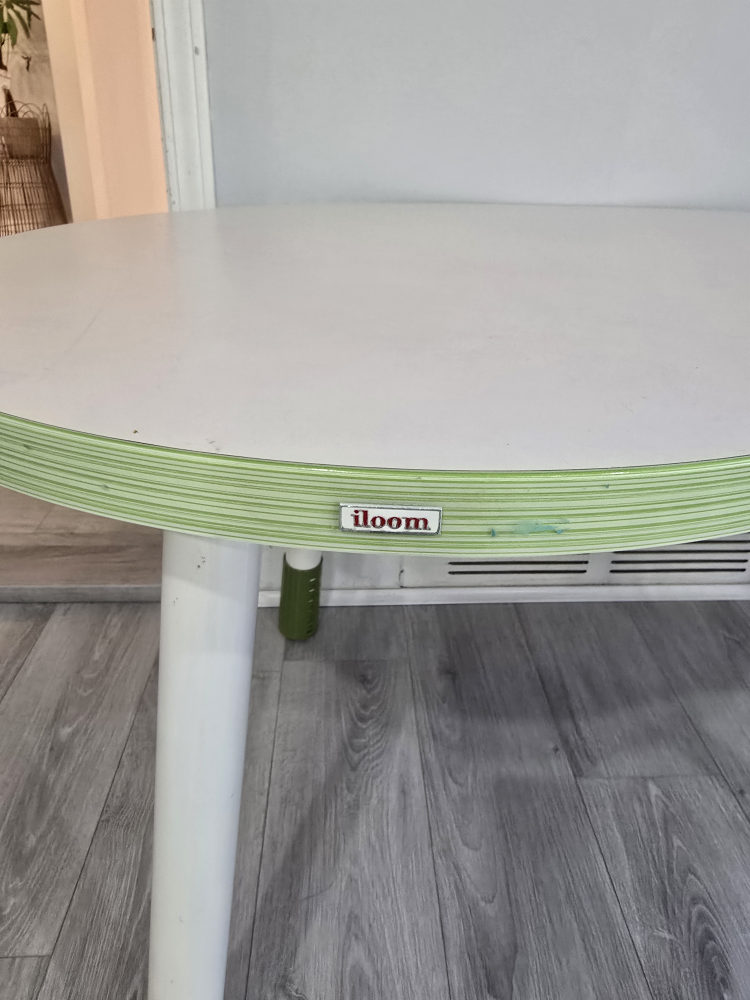 iloom Kids Table - White and Green