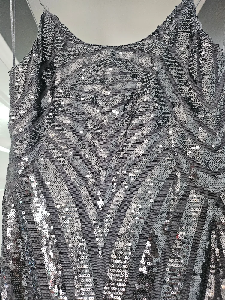 Sequined Midi Dress - Size M image indicator(2)