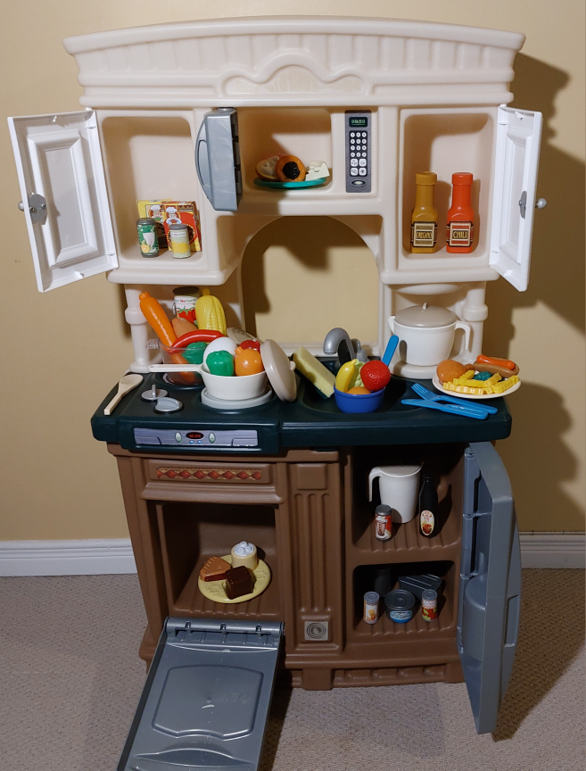 Kids Play Kitchen