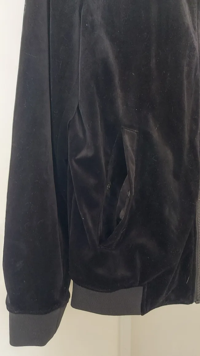 Zara Man Black Velvet Bomber Jacket - Size M image indicator(3)