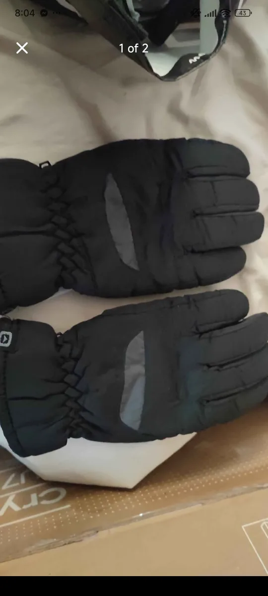 Black Insulated Gloves thumbnail