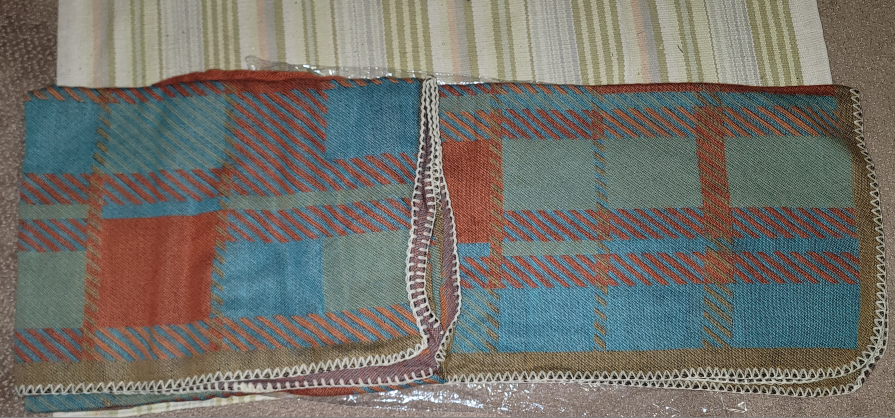 Brand New Hooded Plaid Poncho Cape - photo 2