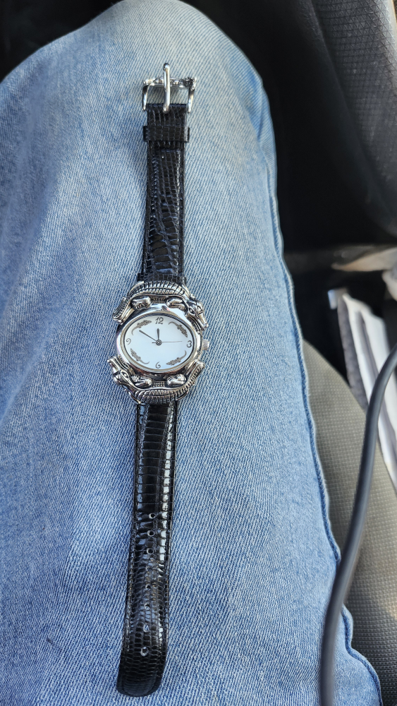 Unique Alligator Watch with Genuine Leather Band - photo 2