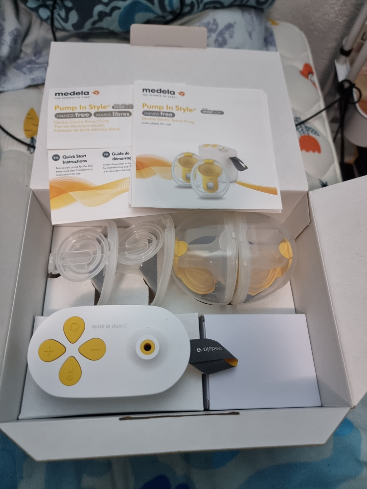 Medela Pump In Style with PersonalFit Flex + Handsfree Cups - photo 4