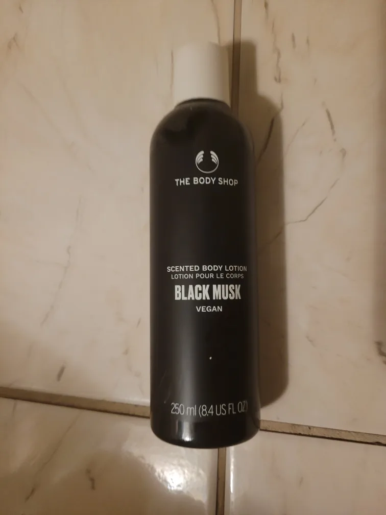 The Body Shop Black Musk Scented Body Lotion thumbnail