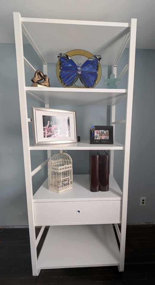 Elvari customizable shelving