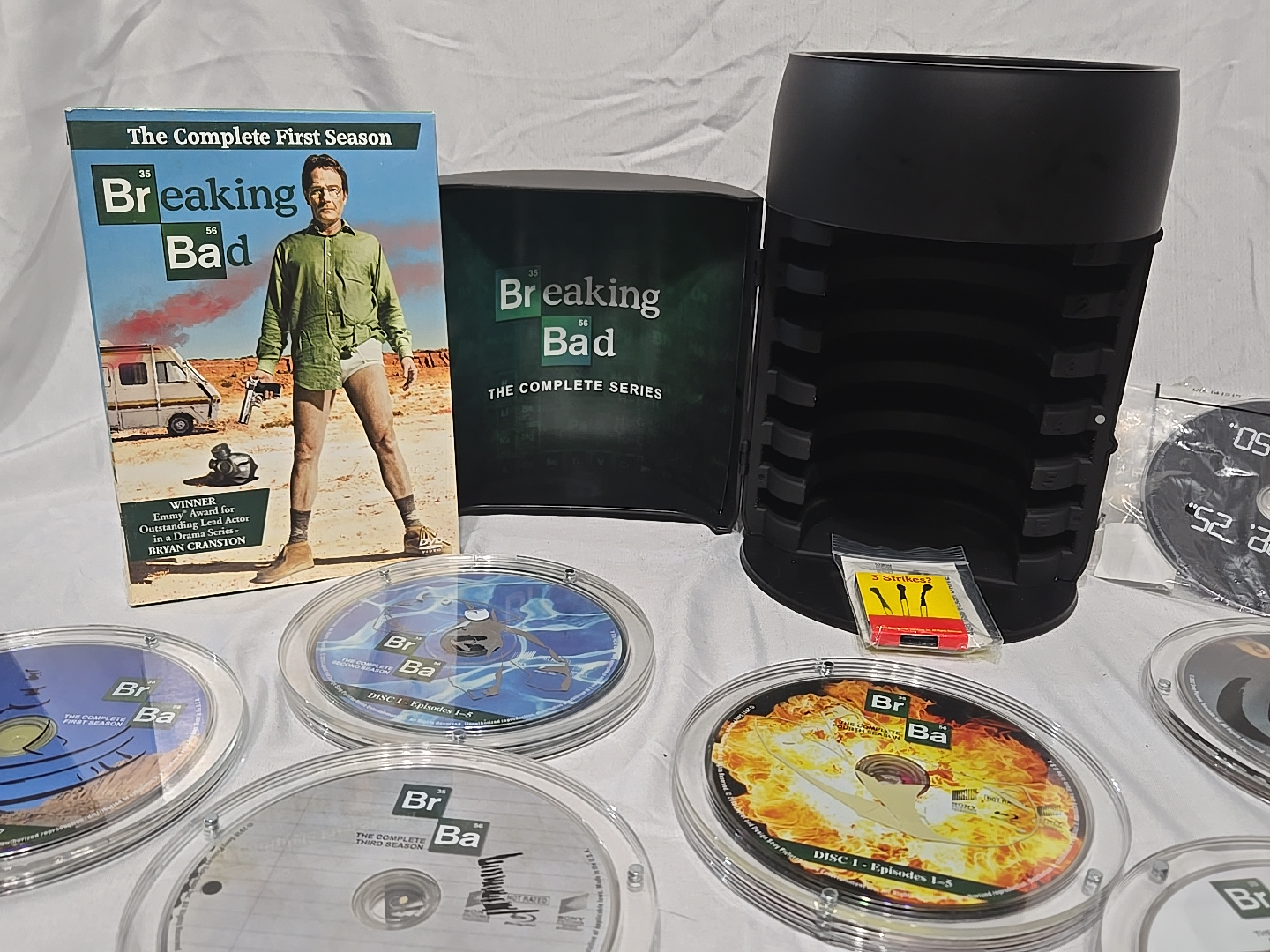 Breaking Bad Complete Series BLU-RAY Collection with Bonus Items - photo 2