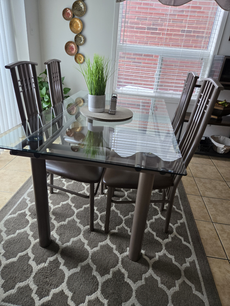 Glass Dining table x 6 chairs - photo 3