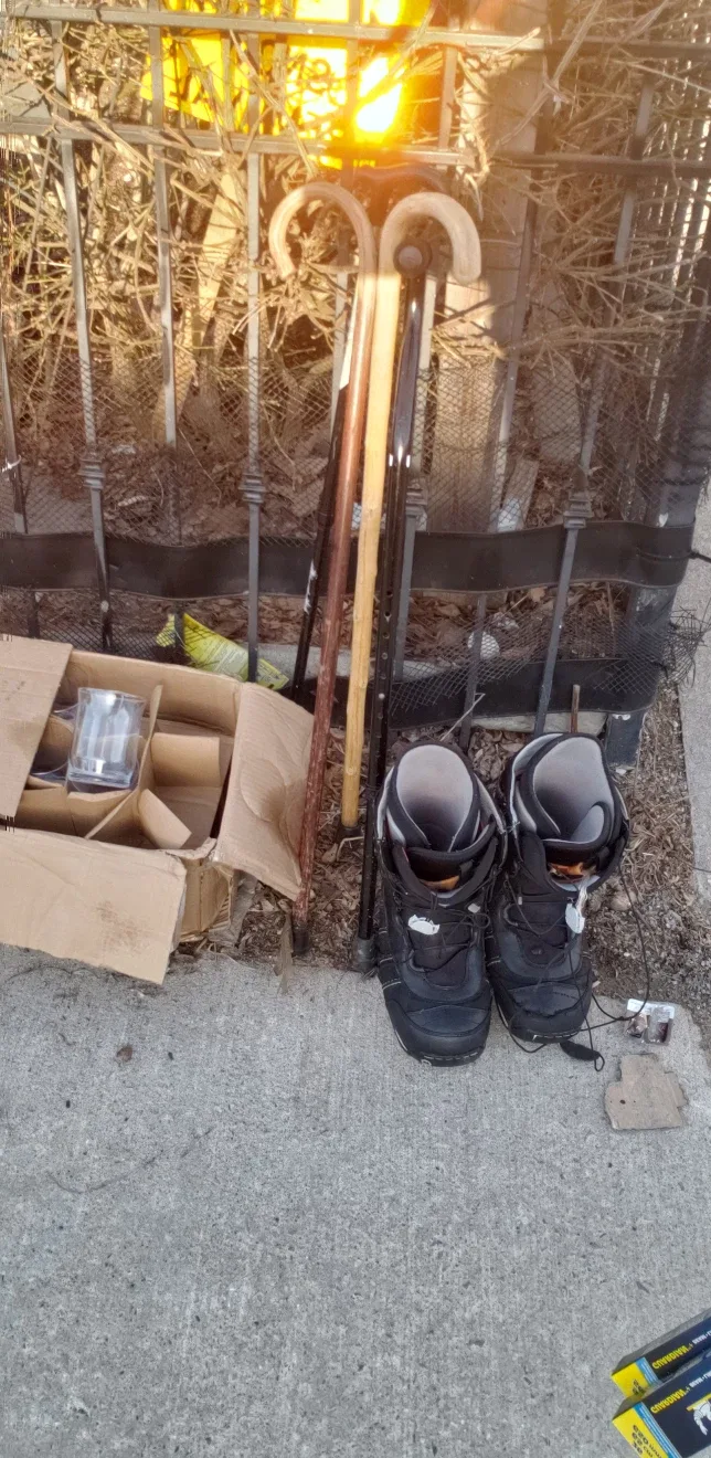 Burton Ruler snowboard boots - Men's size US 11 image indicator(4)