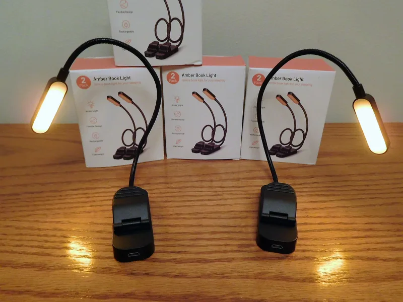 NEW 2-pack Rechargeable LED Book Lights with Flexible Gooseneck image indicator(4)