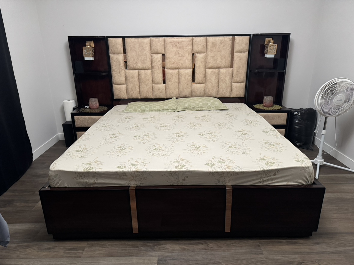 King size bed for sale