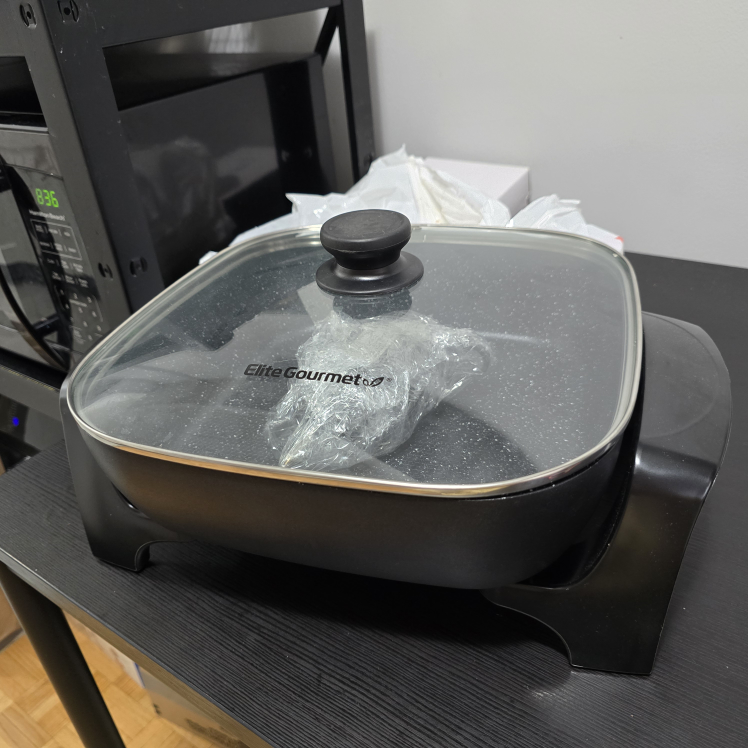 Elite Gourmet Electric Square Griddle